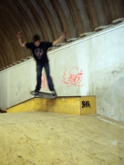 Michal - Crooked grind