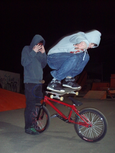 Zdenk Dokal - ollie pes corybike