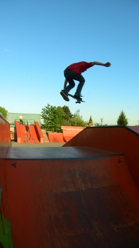 Andrew - One foot nosegrab