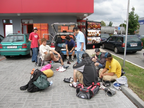 Rann posezen u Mc' donald