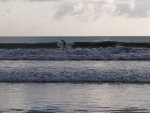 surfing na Bali