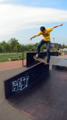 up - Boardslide